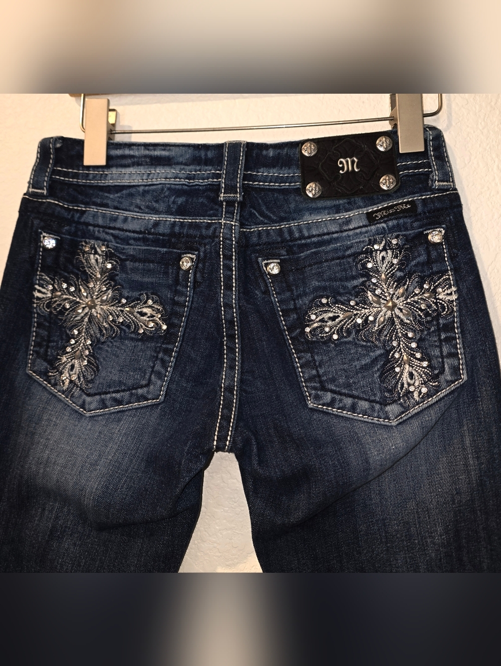 Miss Me Women's 27 Capri Denim Blue Jean Nwot Dark Wash Whiskering Low Rise Y2K